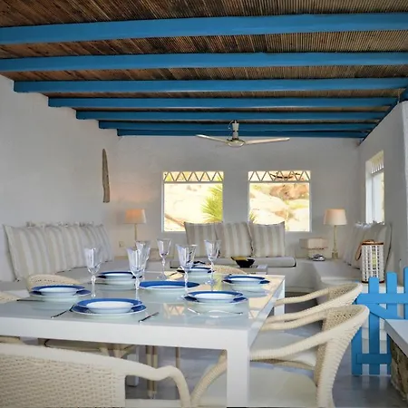 בית נופש Seas The Day Mykonos Town